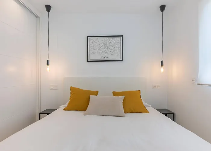 Bright Close To The Sea דירה *