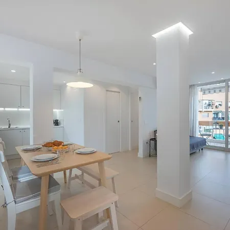 Bright Close To The Sea Apartman *