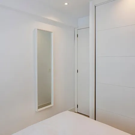 Bright Close To The Sea Marbella